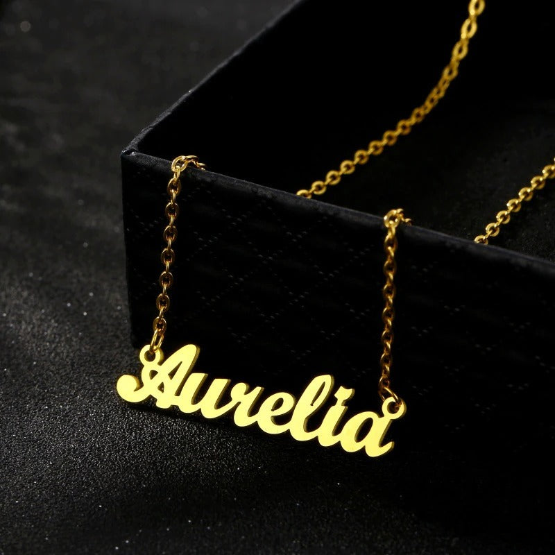 CUSTOM GOLD NAME NECKLACE